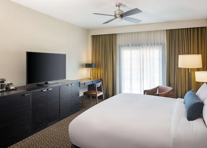 Doubletree Suites By Hilton Lexington