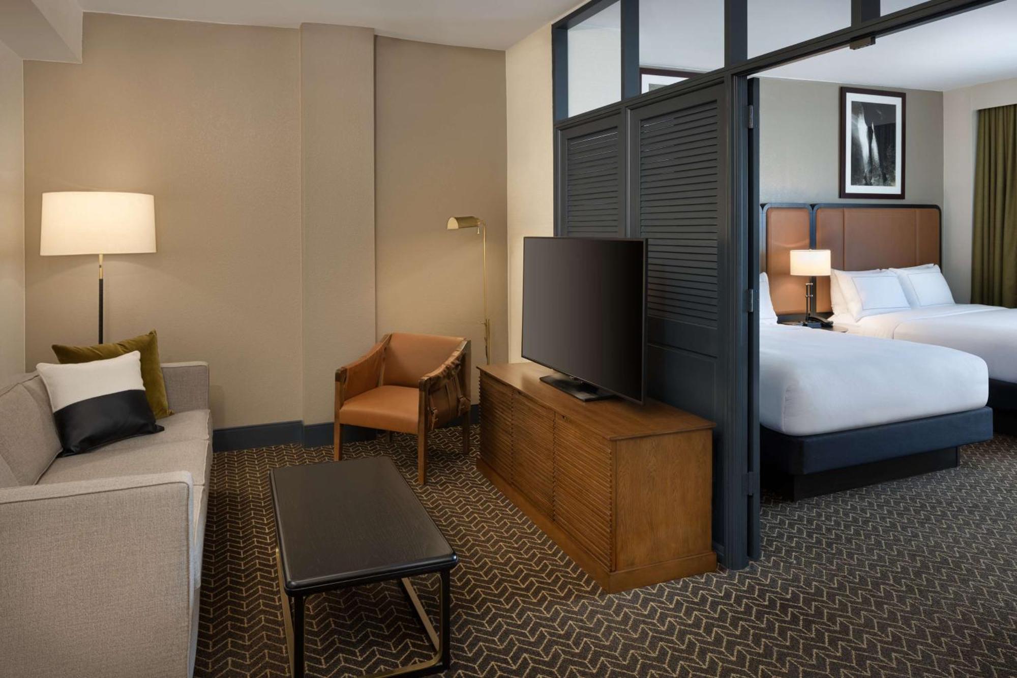 Doubletree By Hilton 4*