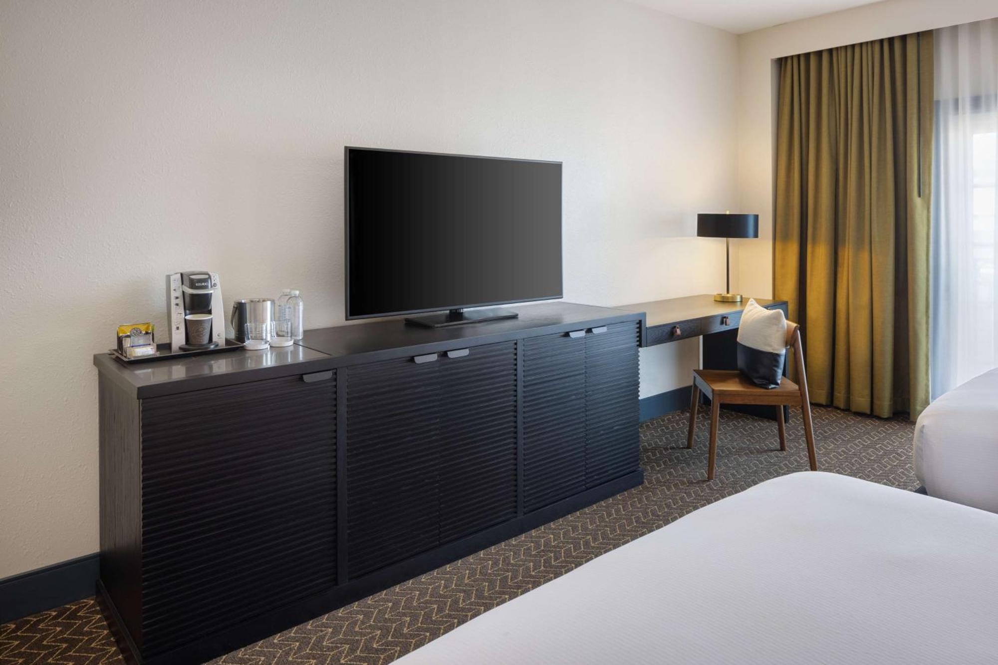 Doubletree By Hilton Hotel Lexington