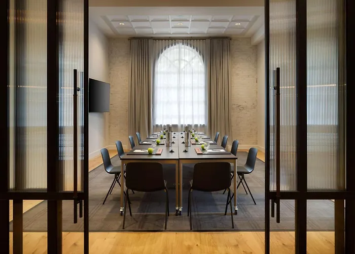 Doubletree Suites By Hilton Lexington