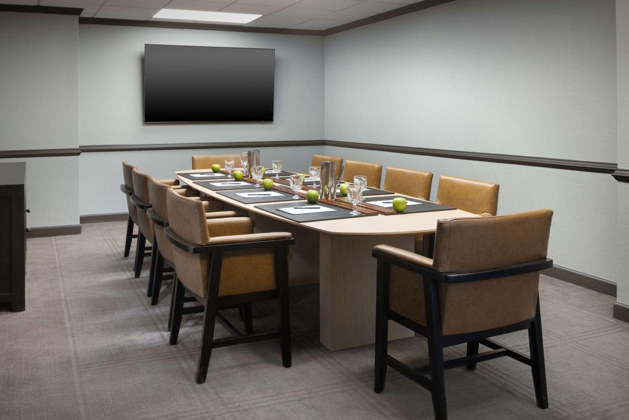 Doubletree By Hilton Hotel 4*